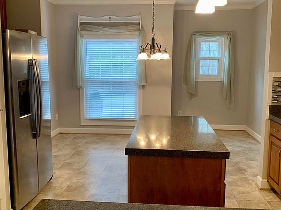 2nd image of 218 Albemarle Ln