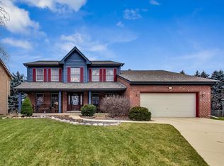 707 Hayle Ct, Naperville, IL