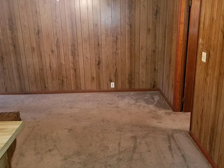 2243 Taylor Rd — Photo 5