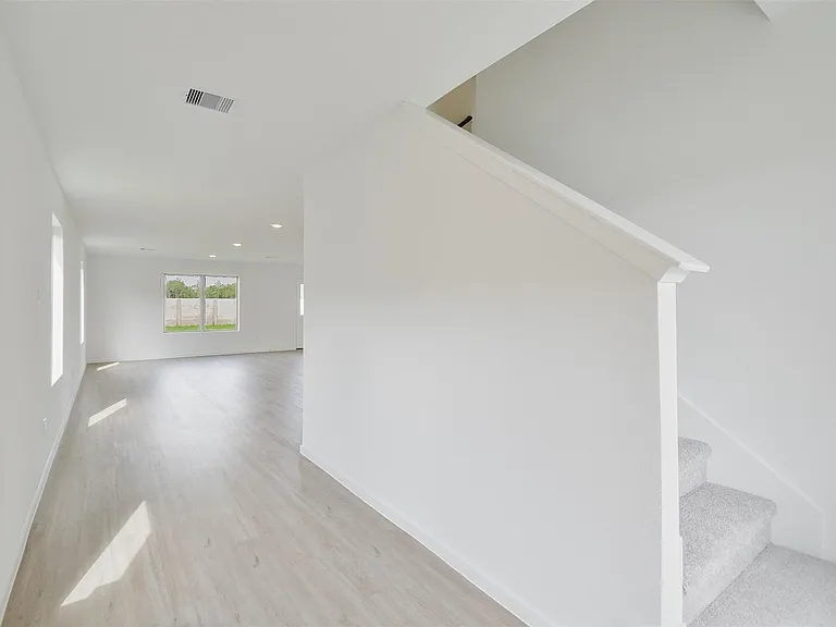 18566 Cepagatti Dr — Photo 3