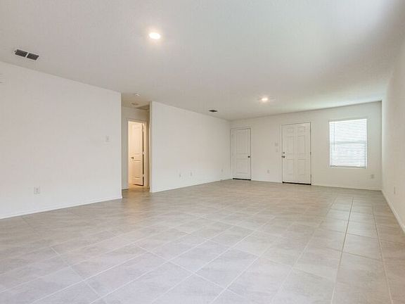 2nd image of 7713 Lindheimer Ln