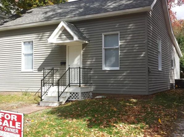 418 N Buchanan St, Edwardsville, IL 62025