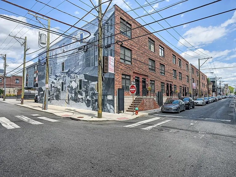 3019 Master St — Photo 35