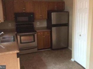 6064 S Hil Mar Cir, District Heights, MD 20747