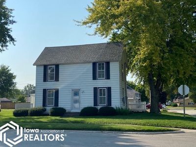 289 2nd St NW, Britt, IA, 50423