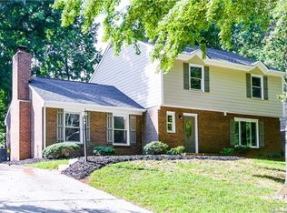 7016 Ludwig Dr, Charlotte, NC 28215