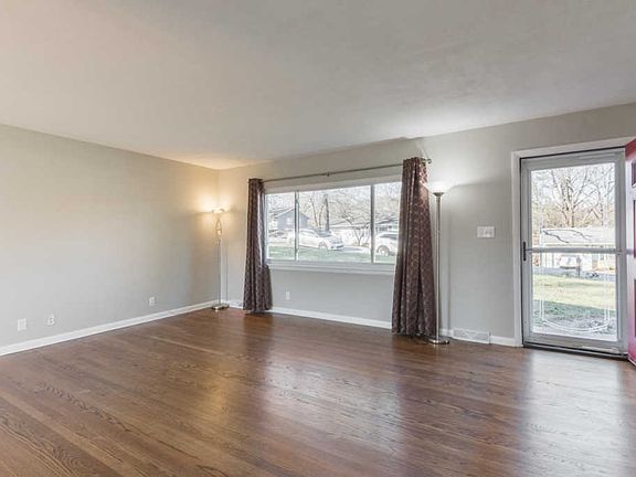 5th image of 3934 Forest Highland Dr