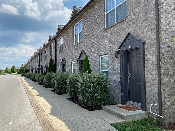 2nd image of 531 Dill Ln