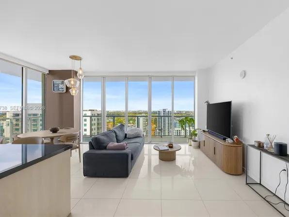 79 SW 12th St APT 2401, Miami, FL 33130