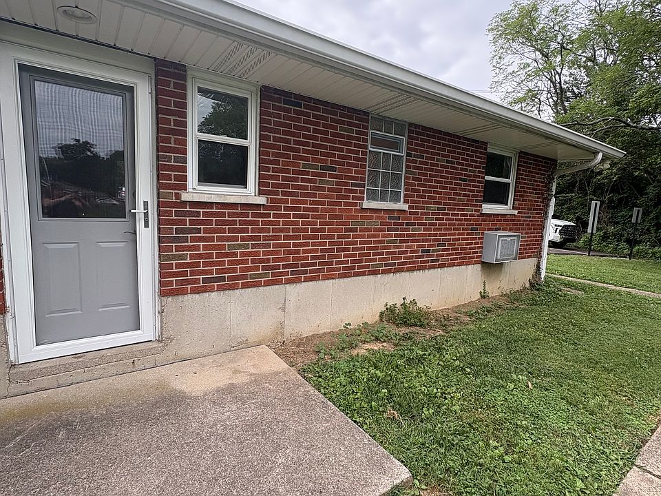 Personal/private entrance