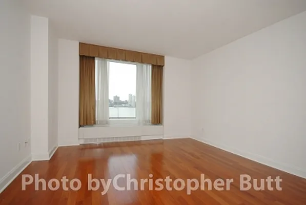 Rented by Citi Habitats | media 28