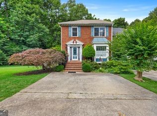 100 Brantley Rd, Sandy Springs, GA 30350