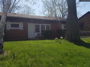 2435 N Sheridan Rd, Waukegan, IL 60087