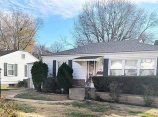1148 Ashford Dr, Saint Louis, MO 63137