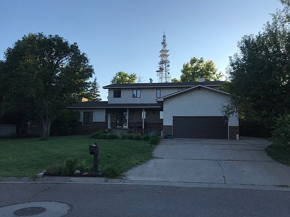 2nd image of 1815 Barham Blvd