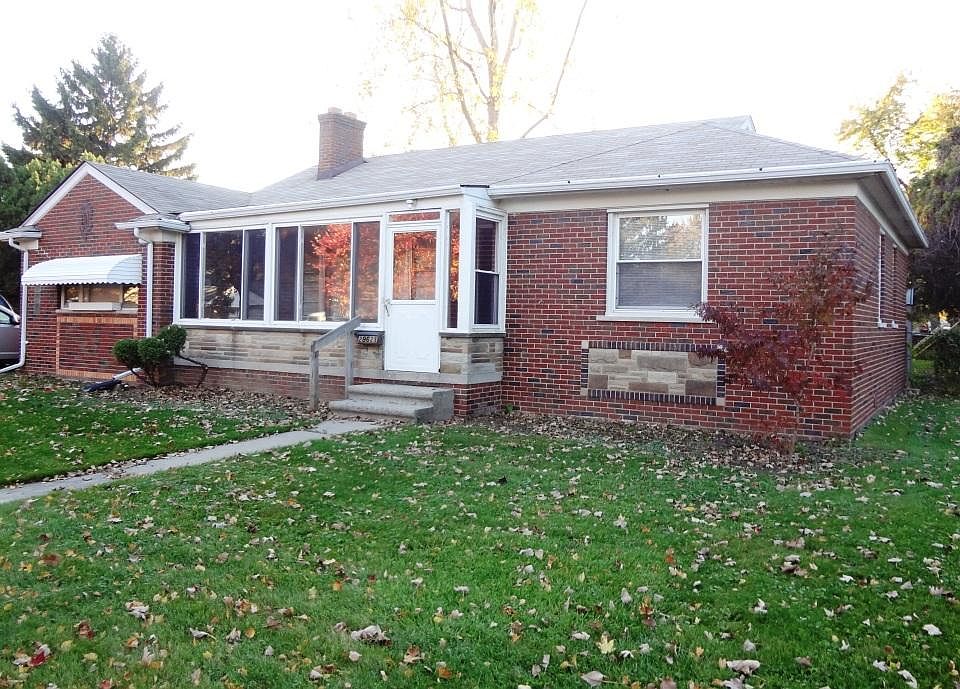 1st image of 29621 Maplegrove St