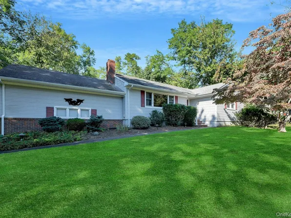 770 Meadow Lane, Mattituck, NY 11952