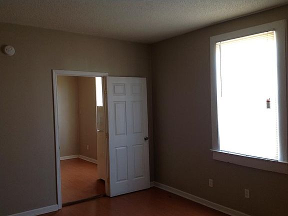 4th image of 2424 Touro St