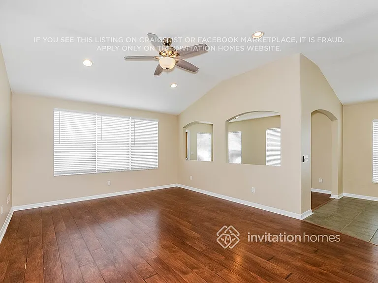 1817 Raven Glen Dr — Photo 3
