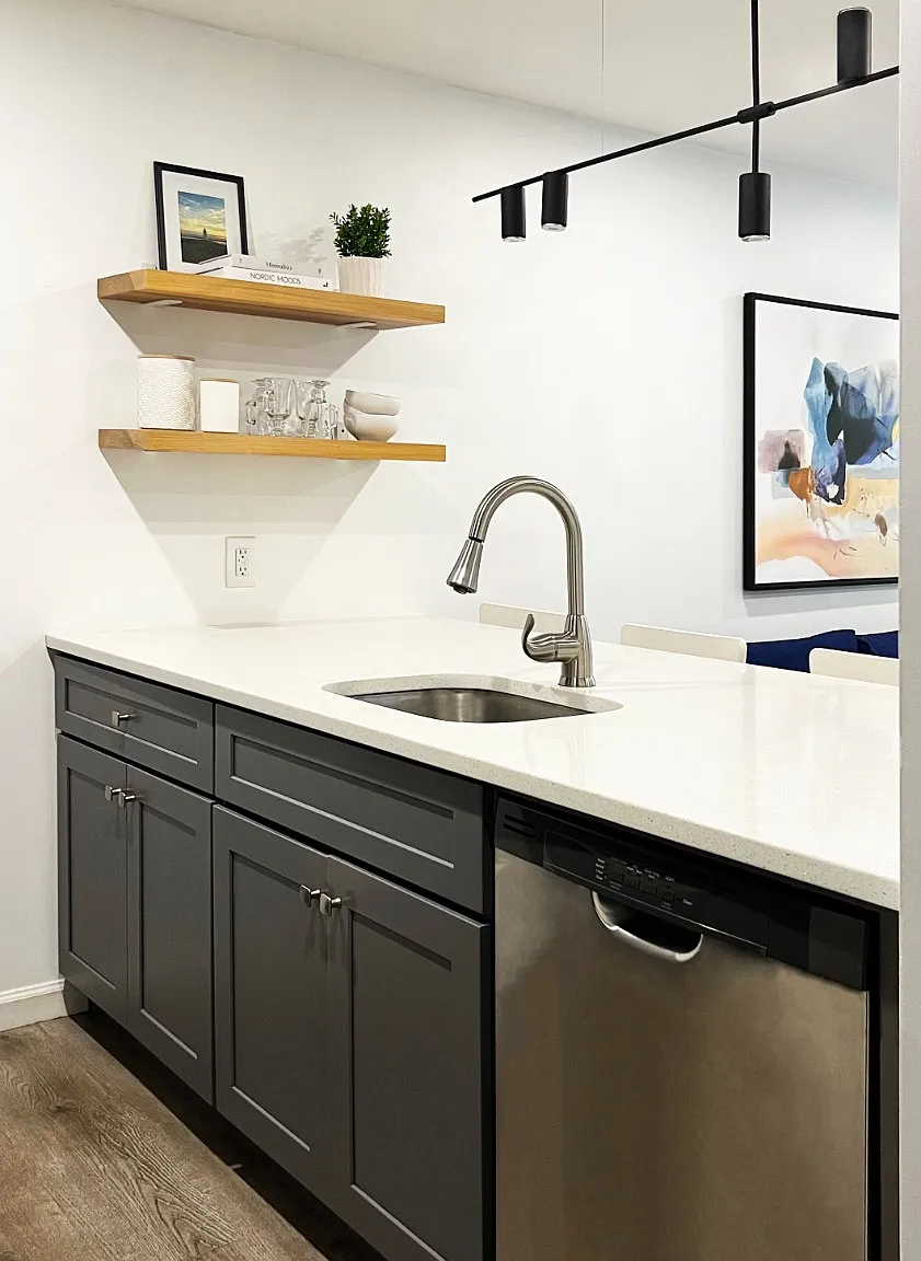1 bed, 548 sqft, $2,200 — Photo 3