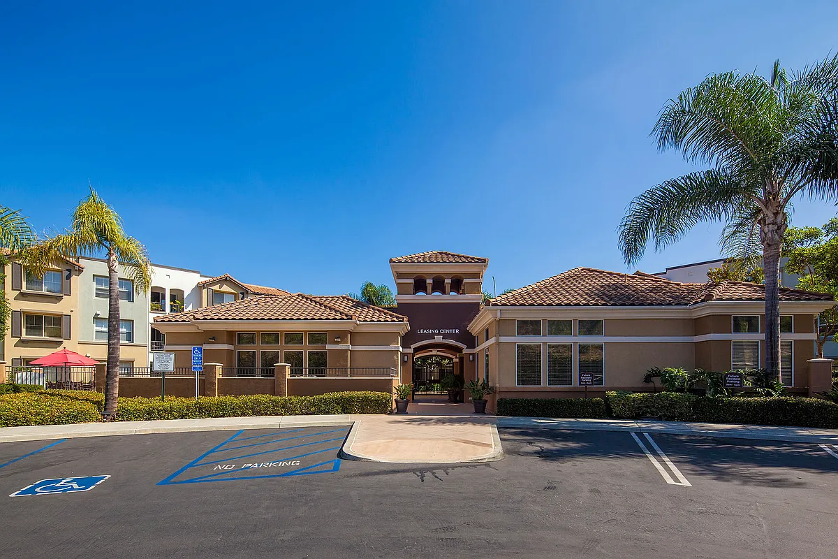 Building Photo - Elan Pacifico Encinitas