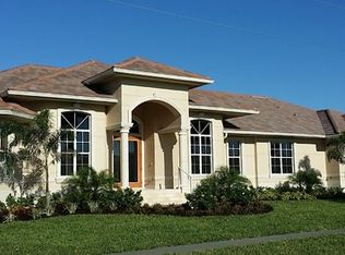 261 Landmark St, Marco Island, FL 34145