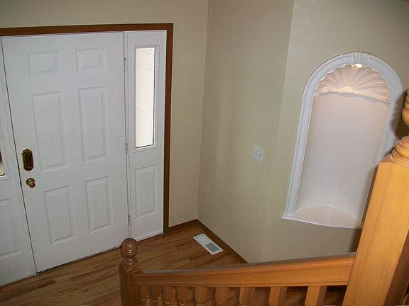 3rd image of 12403 26th St NE