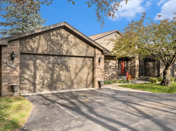 3650 Woodcliff Dr, Kalamazoo, MI 49008