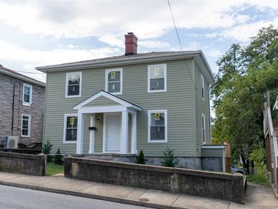 14 W Hampton St, Staunton, VA, 24401