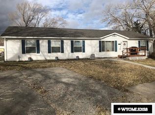 805 W Walnut St, Rawlins, WY 82301