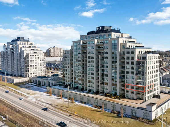 260 Villagewalk Blvd #411, London, ON N6G 0W6