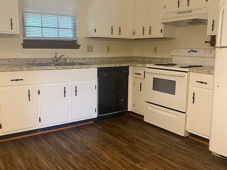 2086 Pats Pl — Photo 5