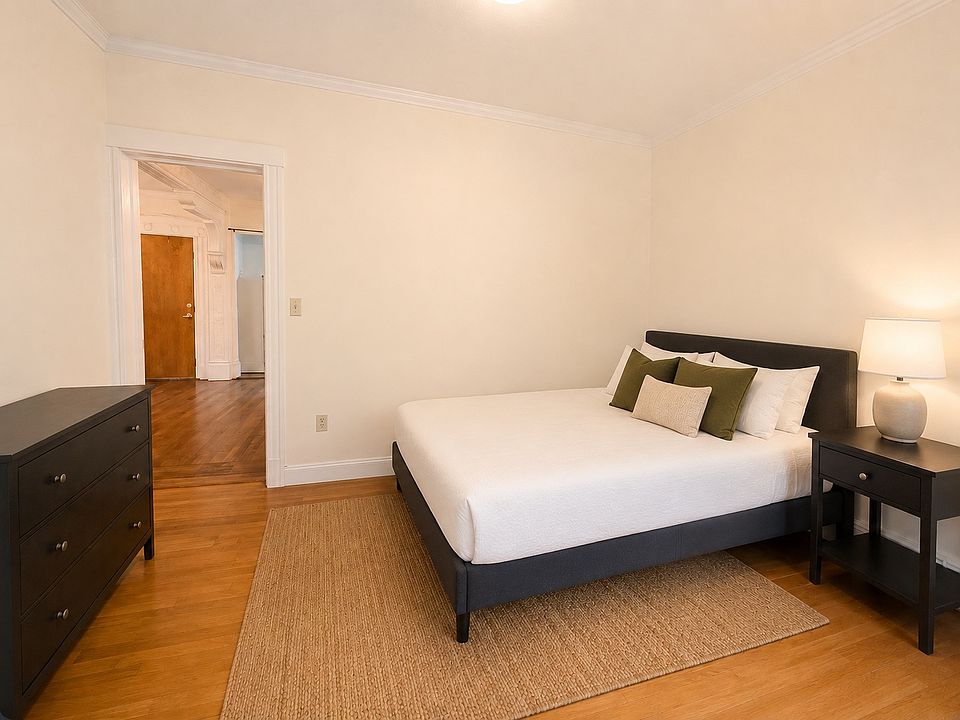2nd image of 329 Broadway APT 1