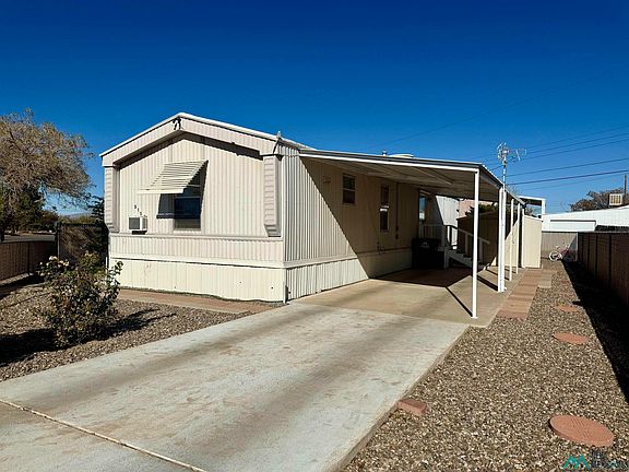 2nd image of 515 N Acoma Dr