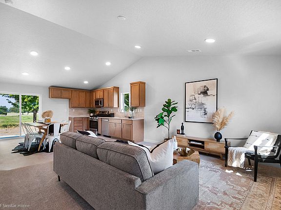4th image of 3718 Luchu St