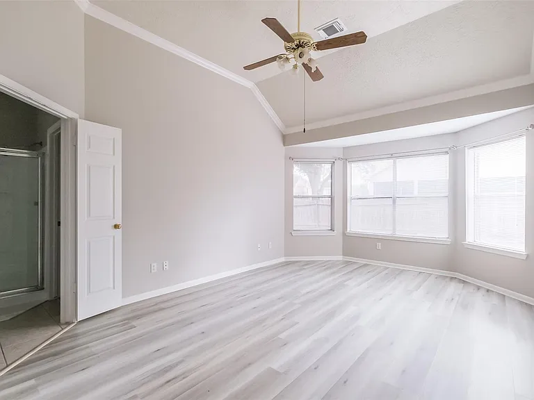 7603 Quintero Dr — Photo 24