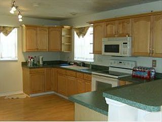 2nd image of 2809 Forest Dr