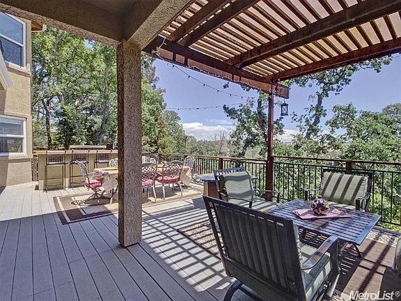 4th image of 830 Reddick Way