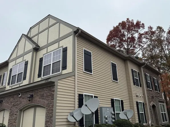 1804 James River Trl, Carrollton, VA 23314