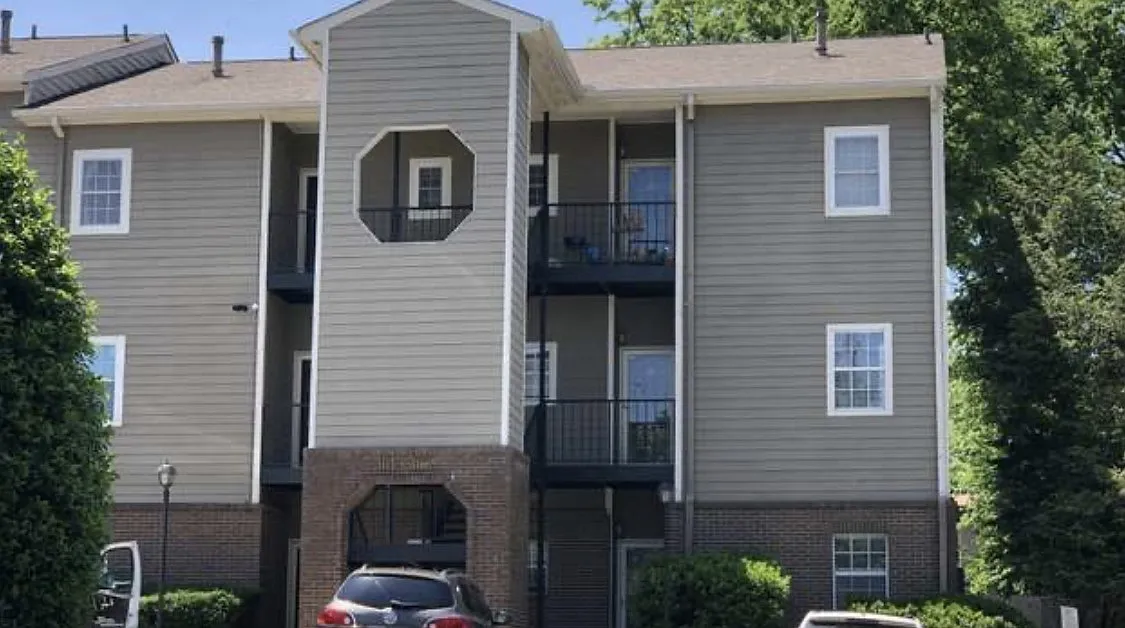 2 bed, 2.0 bath, 1138 sqft, $1,795 — Photo 1