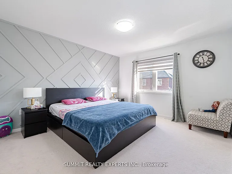 39 Donomore Dr #UPPER — Photo 20