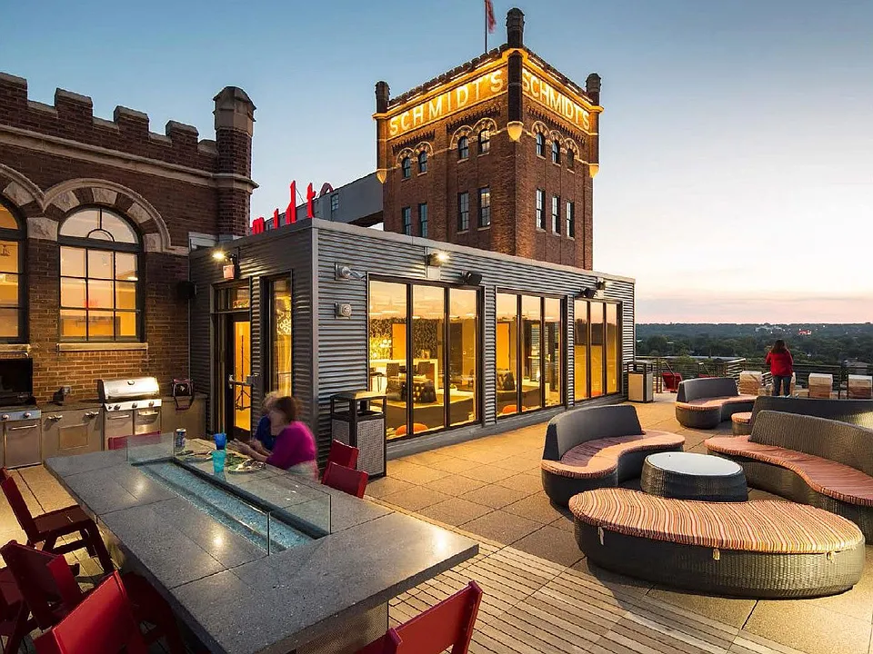 Schmidt's Artist Lofts