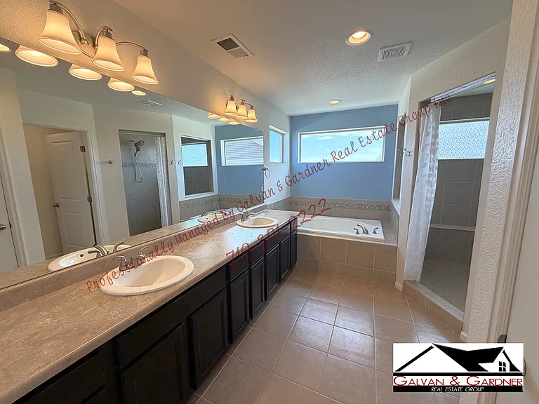 9101 Sentry Dr — Photo 25
