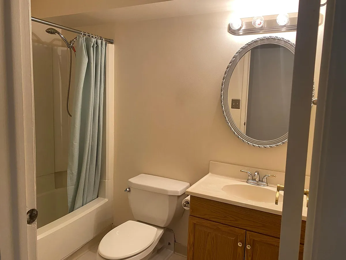 Building Photo - 329 Ridge Point Cir #B23