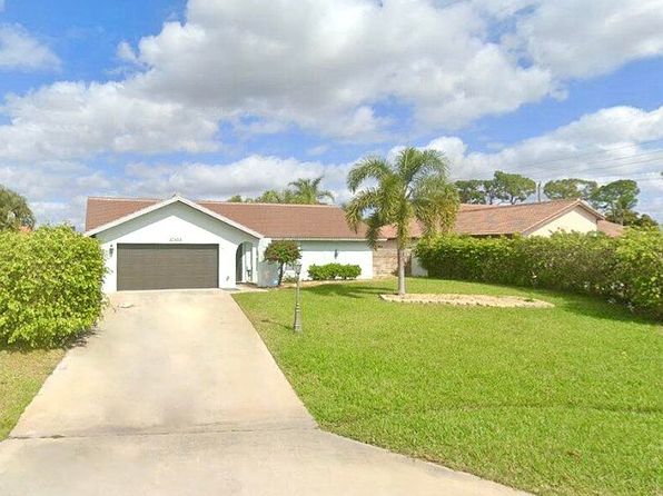 27493 Pelican Ridge Cir