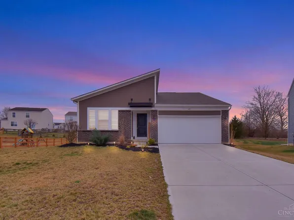685 Kingly Ter, South Lebanon, OH 45065