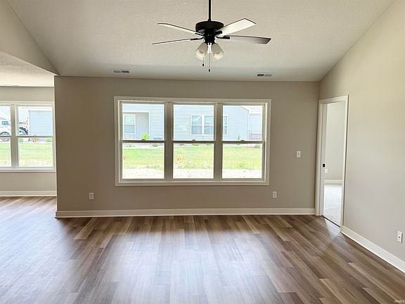 4th image of 2315 Chandler Way