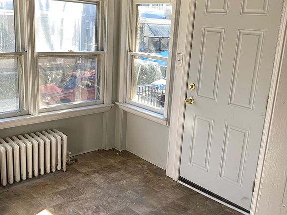 Enclosed Front Porch