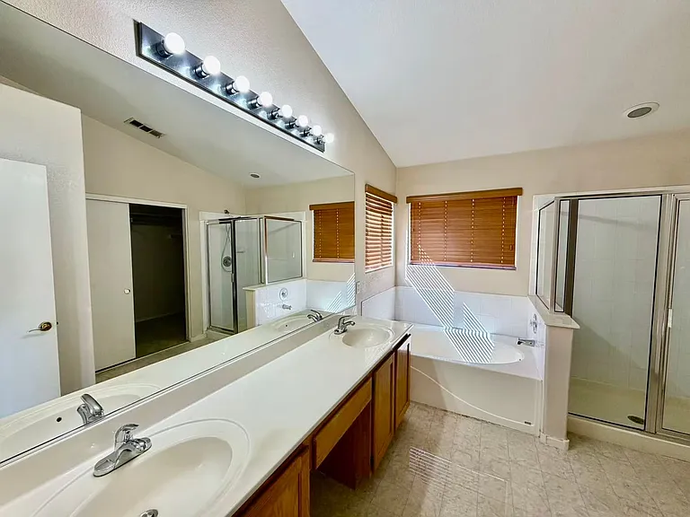 7932 Seabourn Ct — Photo 11