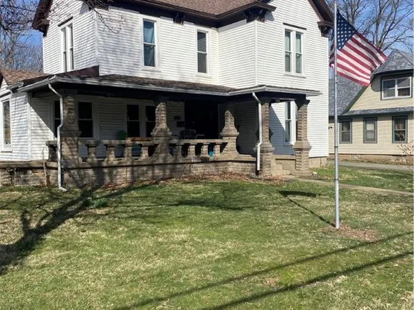 505 S Lafayette St, Newton, IL 62448